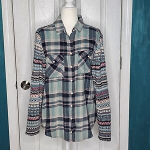 Tokyo Darling Aeropostale Flannel/Sweater Shirt